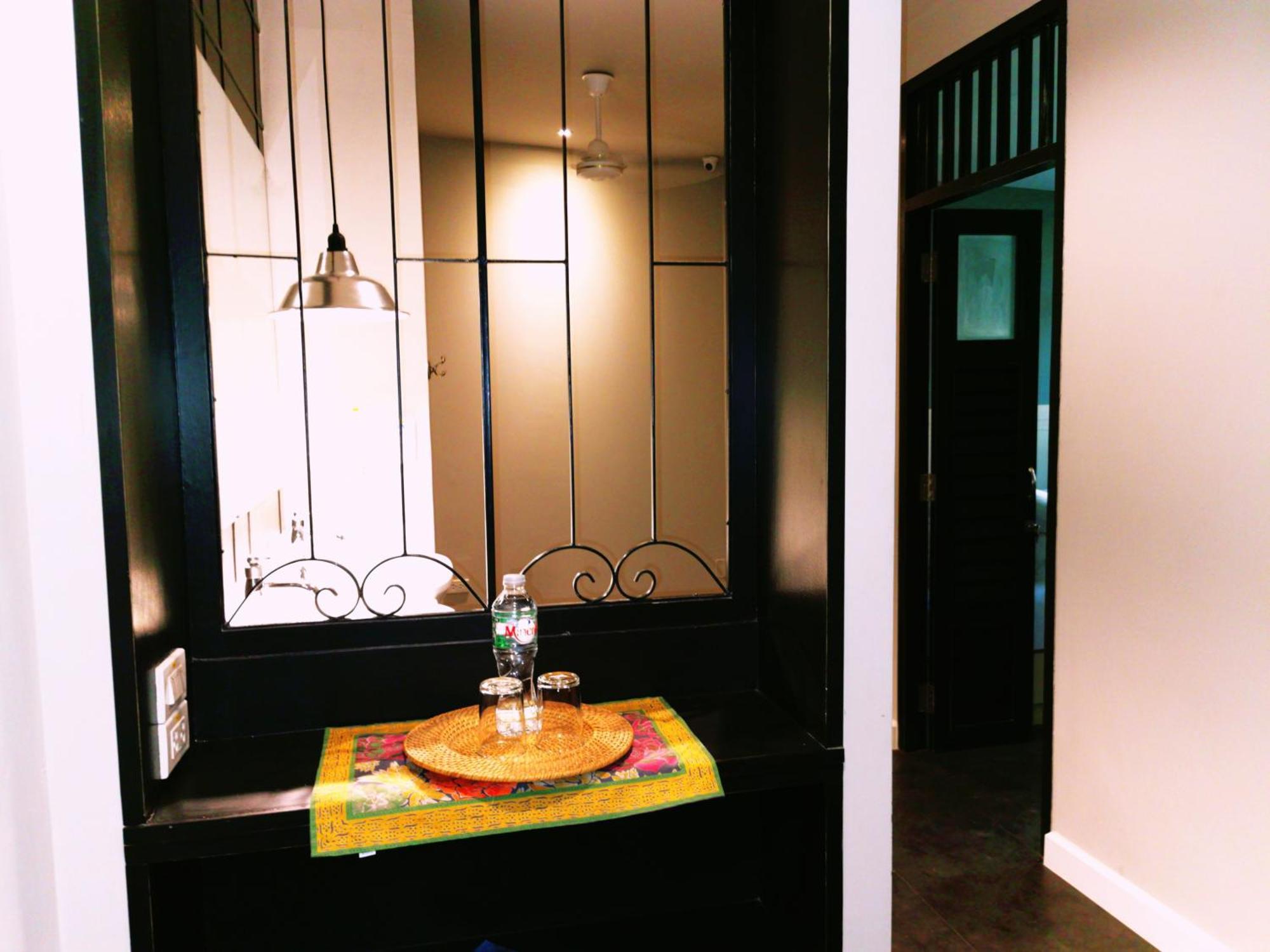 Bed and Breakfast Chomm House Бангкок Номер фото
